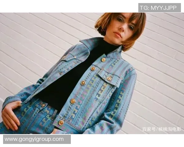 足球明星的子女天作之合?探讨他们的星二代爱情与家庭背景 足球明星的子女天作之合?探讨他们的星二代爱情与家庭背景