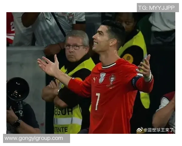 C罗谈中国足球发展潜力呼吁更多国际经验与投资促进进步